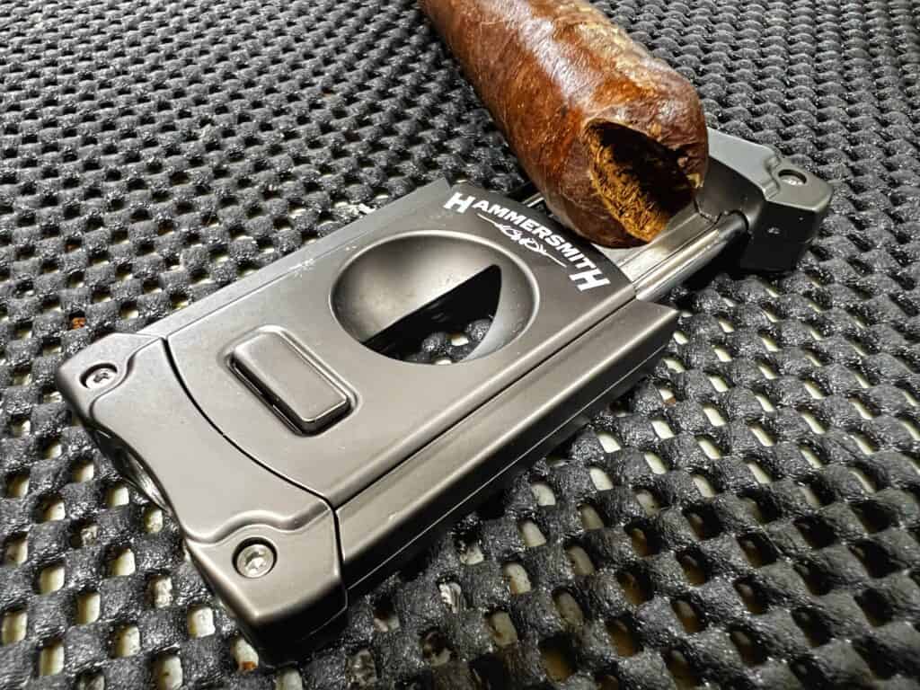 Smoke and Steel - Episode 016 - Cigar Lounge Etiquette